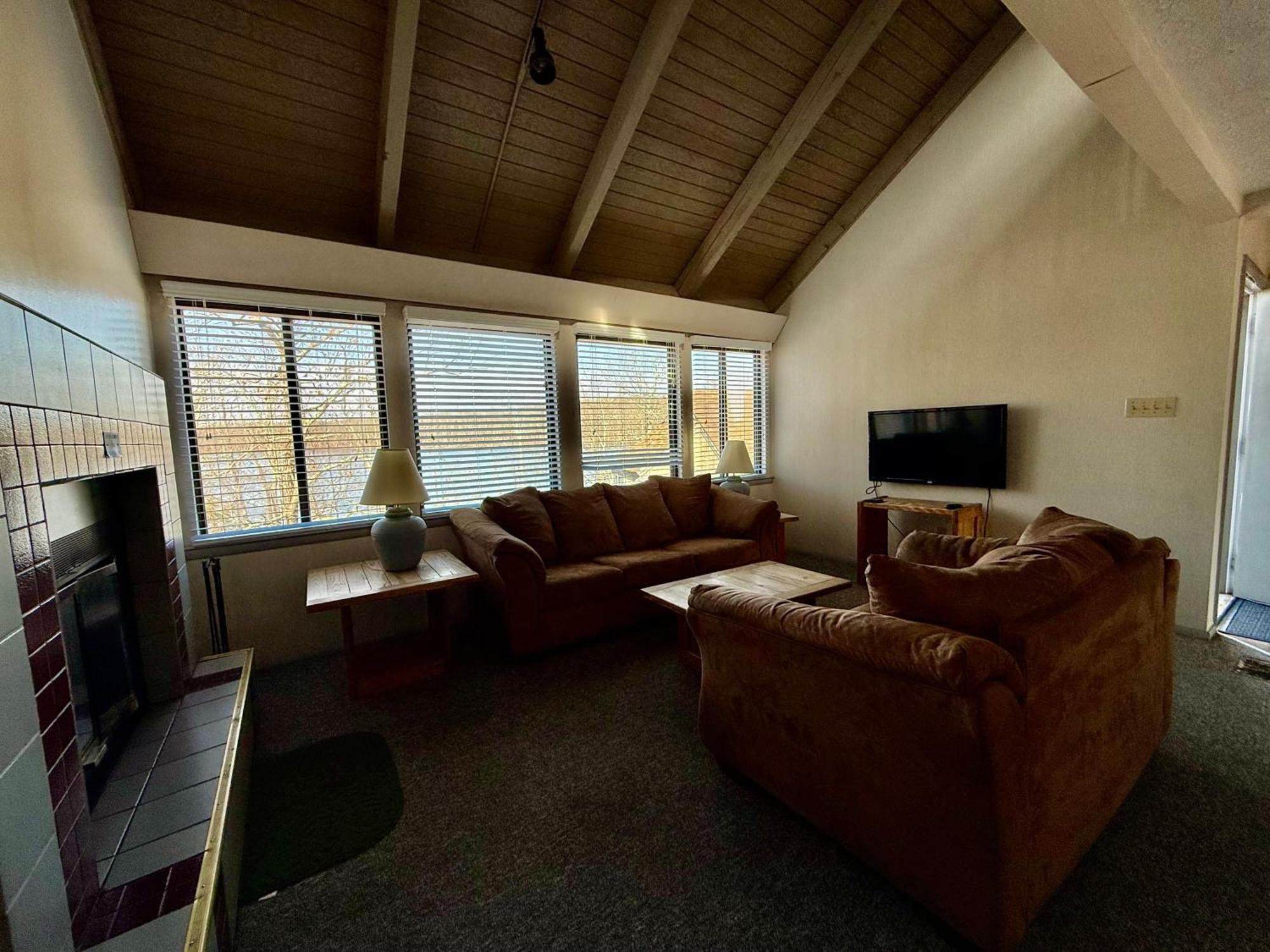Eagle Village Resort&Chalet Bushkill Esterno foto